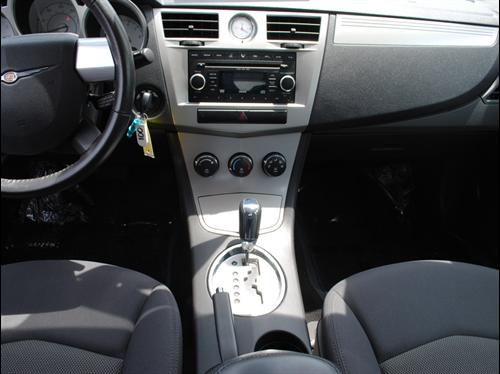 Chrysler Sebring 2009 photo 2