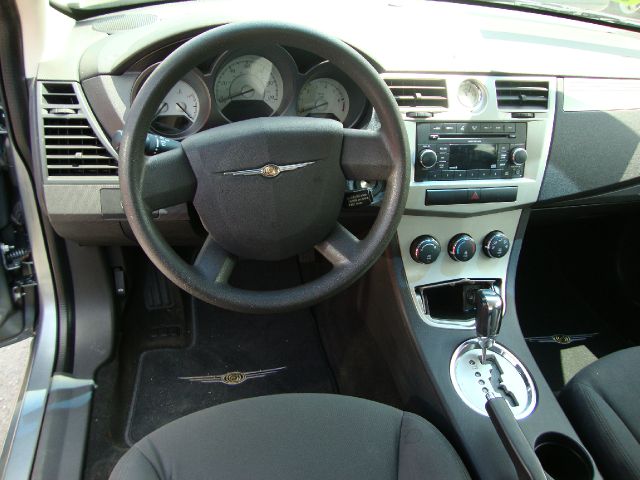 Chrysler Sebring 2009 photo 2