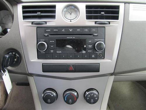 Chrysler Sebring 2009 photo 2