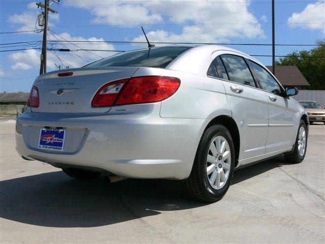Chrysler Sebring 2010 photo 3