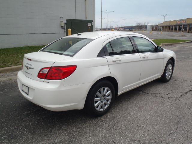 Chrysler Sebring 2010 photo 1