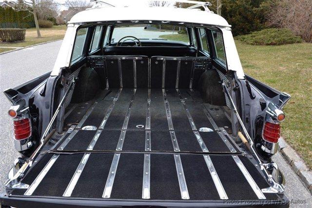 Chrysler Town and Country 4dr. 4x4 Unspecified