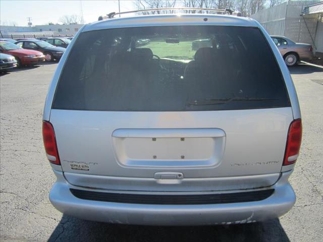 Chrysler Town and Country 2000 photo 4