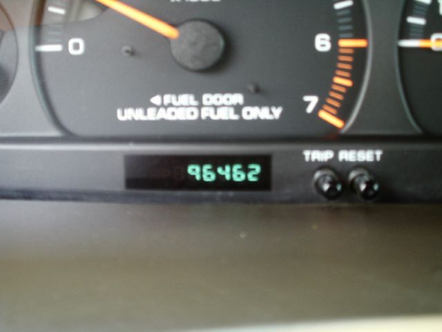 Chrysler Town and Country S Sedan Under FULL Factory Warranty MiniVan