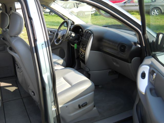 Chrysler Town and Country Elk Conversion Van MiniVan