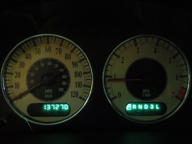 Chrysler Town and Country 2001 photo 18