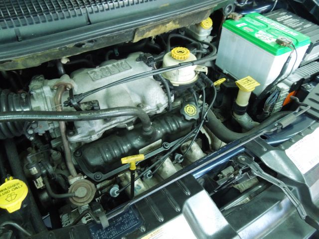 Chrysler Town and Country 2001 photo 6