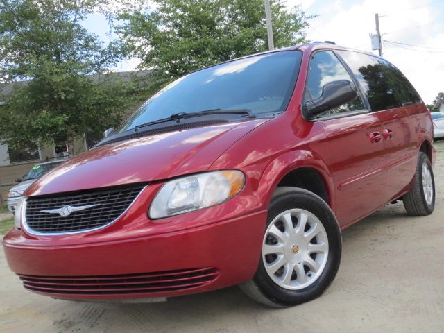 Chrysler Town and Country 2002 photo 35