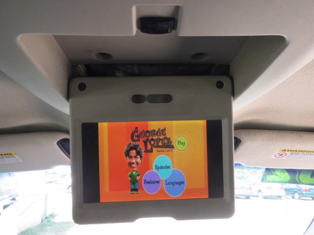 Chrysler Town and Country 2002 photo 40