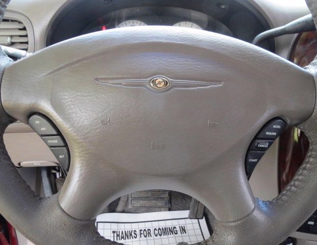 Chrysler Town and Country 2002 photo 57