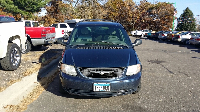 Chrysler Town and Country Open-top MiniVan