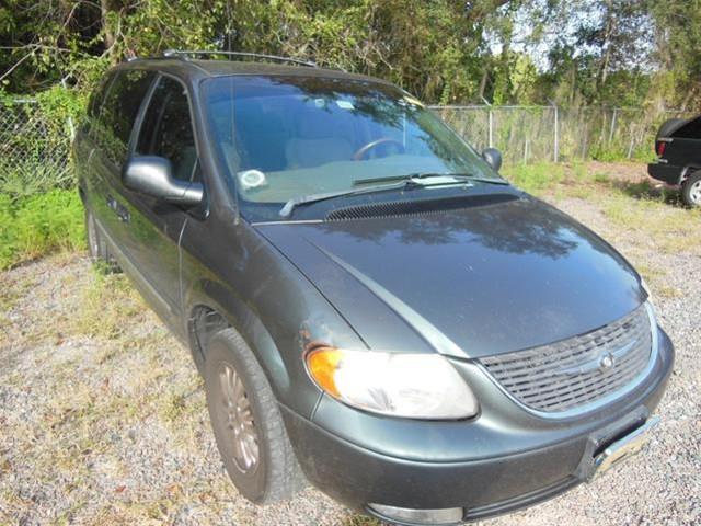 Chrysler Town and Country SLT 25 MiniVan