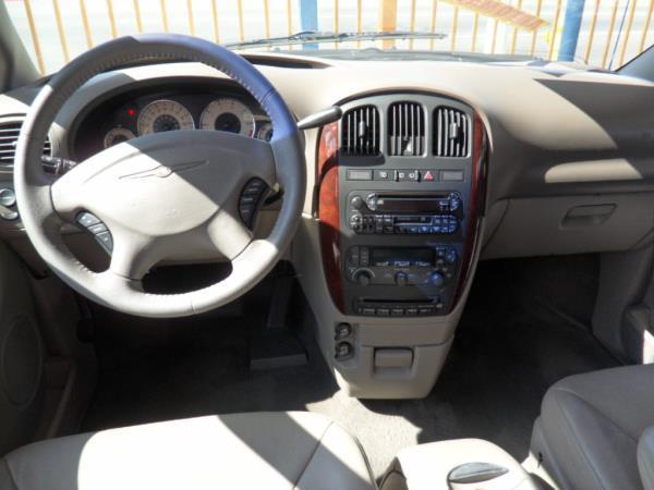 Chrysler Town and Country Unknown MiniVan