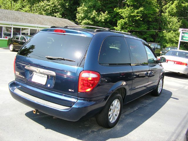 Chrysler Town and Country Open-top MiniVan