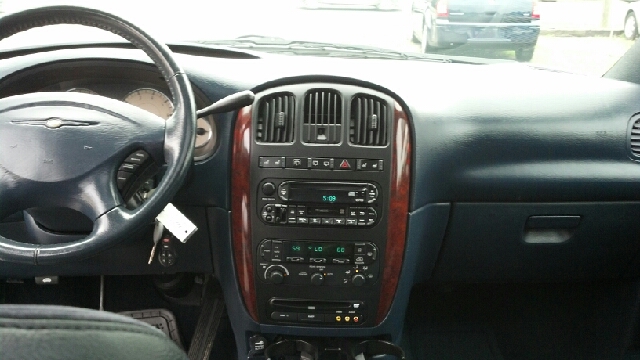 Chrysler Town and Country Power LIFT GATE MiniVan