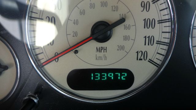 Chrysler Town and Country 2003 photo 7