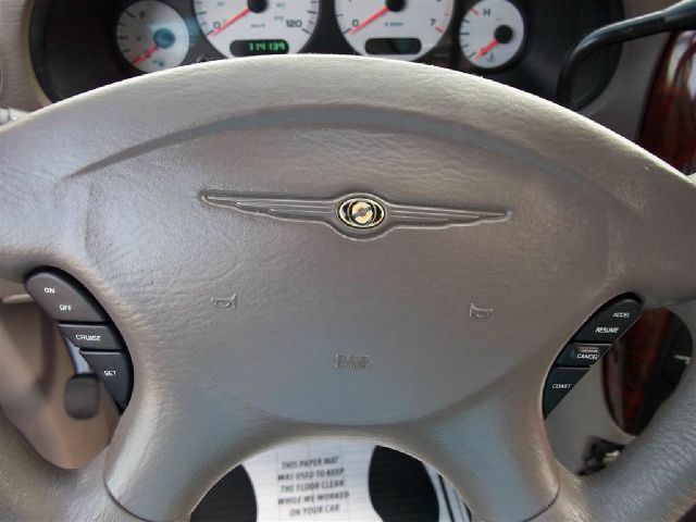 Chrysler Town and Country 2003 photo 10