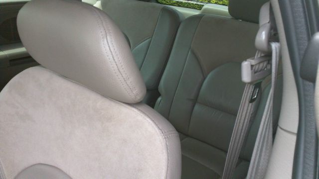 Chrysler Town and Country 2003 photo 1