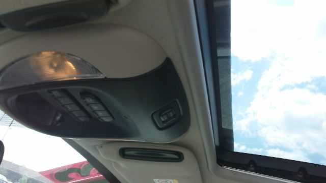 Chrysler Town and Country 2003 photo 4