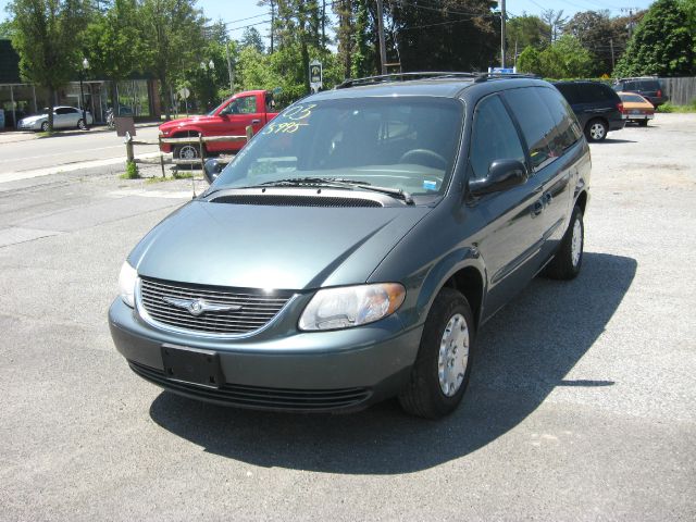 Chrysler Town and Country 2003 photo 6