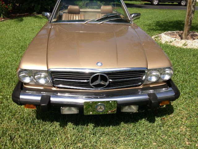 Chrysler Town and Country 2005 photo 3