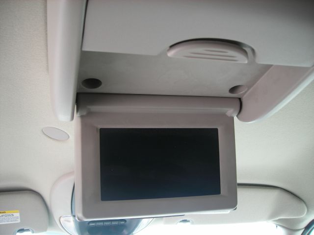 Chrysler Town and Country 2005 photo 10