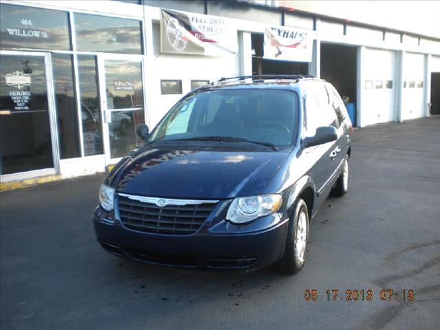 Chrysler Town and Country LX - Stow-n-go MiniVan