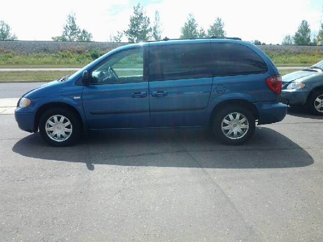 Chrysler Town and Country Elk Conversion Van MiniVan