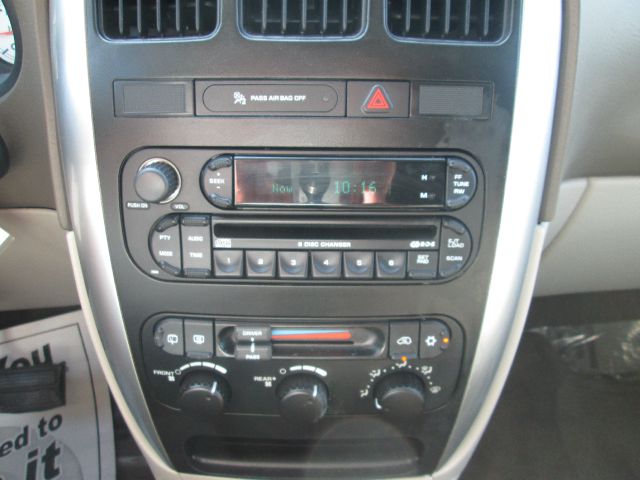 Chrysler Town and Country 3.5 MiniVan