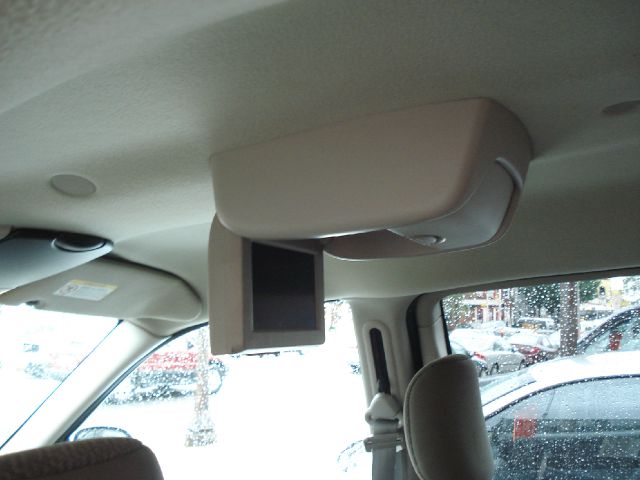 Chrysler Town and Country 2005 photo 1