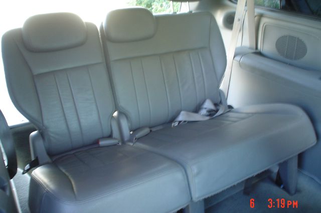 Chrysler Town and Country 2005 photo 20