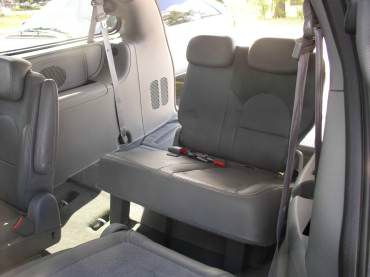 Chrysler Town and Country SLT 25 MiniVan