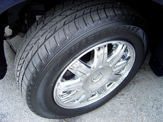 Chrysler Town and Country 2005 photo 9