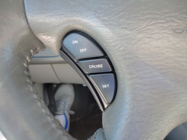 Chrysler Town and Country 2005 photo 12