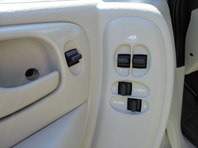 Chrysler Town and Country 2005 photo 29