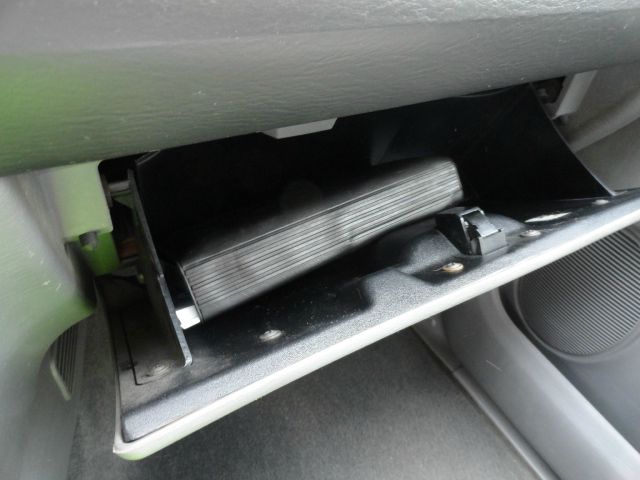 Chrysler Town and Country 2005 photo 9