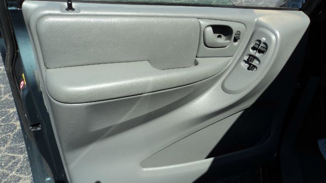 Chrysler Town and Country 3.5 MiniVan