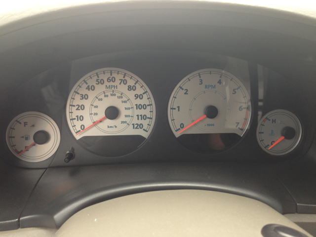 Chrysler Town and Country 2006 photo 8