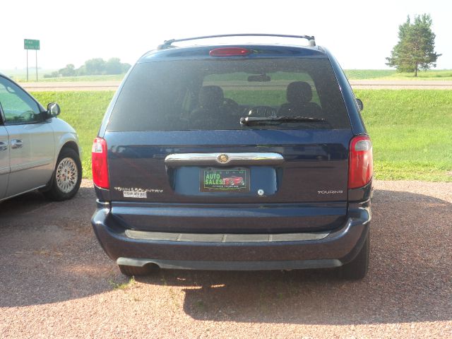 Chrysler Town and Country 3.5 MiniVan