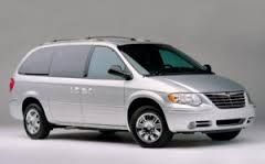Chrysler Town and Country 2006 photo 2