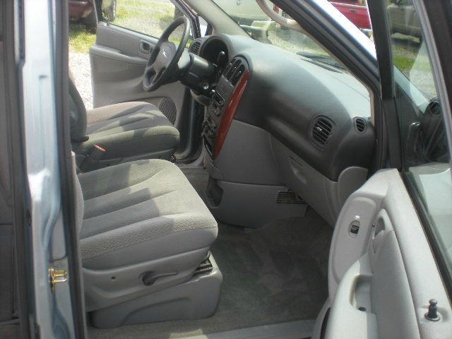 Chrysler Town and Country 2006 photo 19