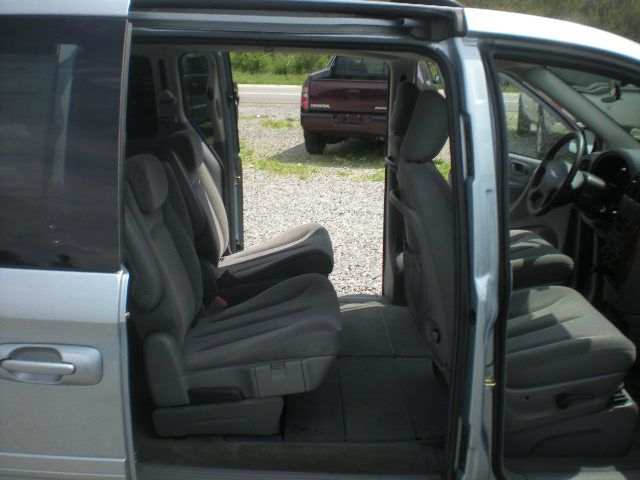 Chrysler Town and Country 2006 photo 31