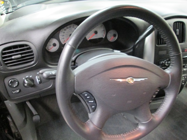 Chrysler Town and Country 3.5 MiniVan