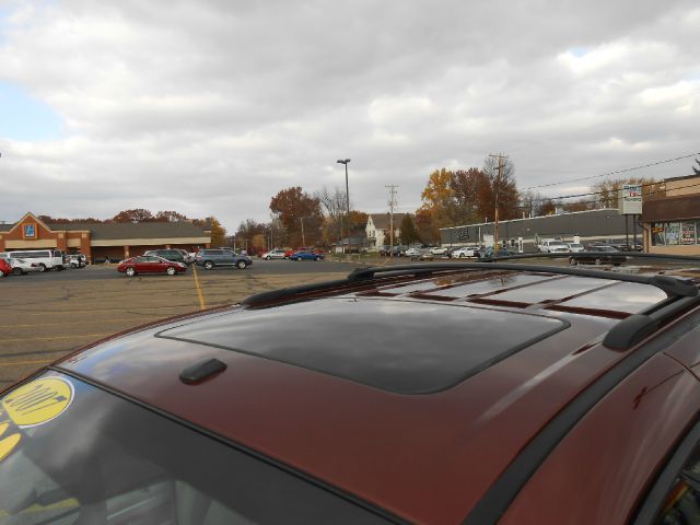 Chrysler Town and Country SLT 25 MiniVan