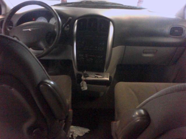 Chrysler Town and Country 3.5 MiniVan