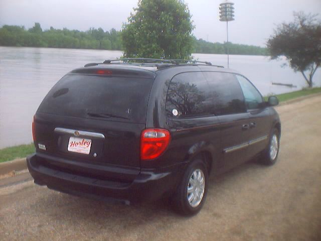 Chrysler Town and Country 2007 photo 6