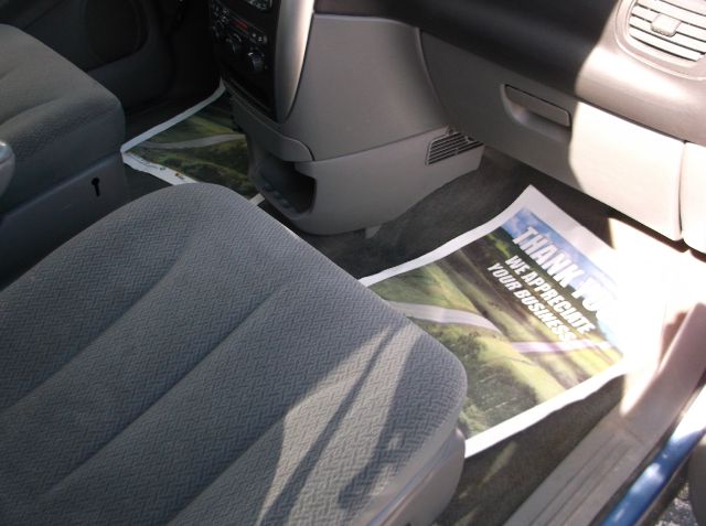 Chrysler Town and Country 2007 photo 1