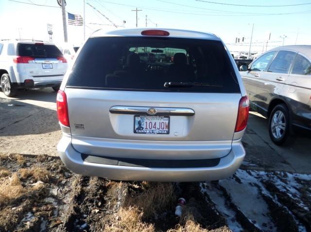 Chrysler Town and Country Elk Conversion Van MiniVan