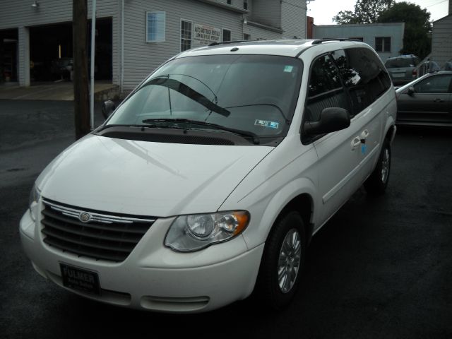 Chrysler Town and Country Elk Conversion Van MiniVan