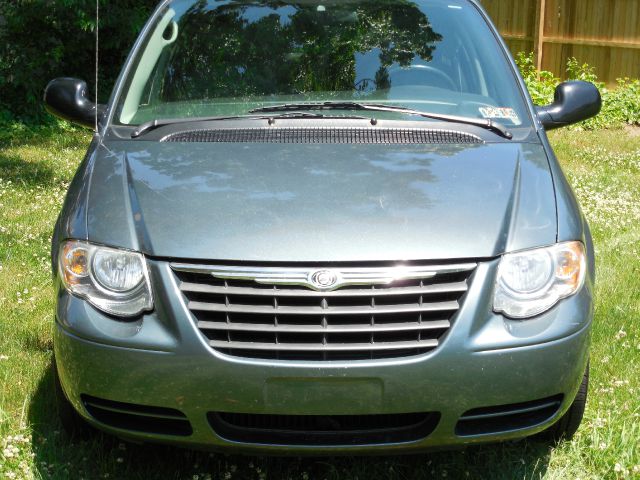 Chrysler Town and Country 2007 photo 21